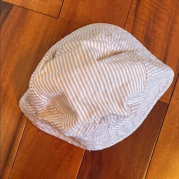 Kids Seersucker Bucket Hat with Palm Embroidery - White/Tan - Picture 4 of 5